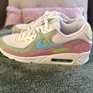 Women’s Nike Air Max